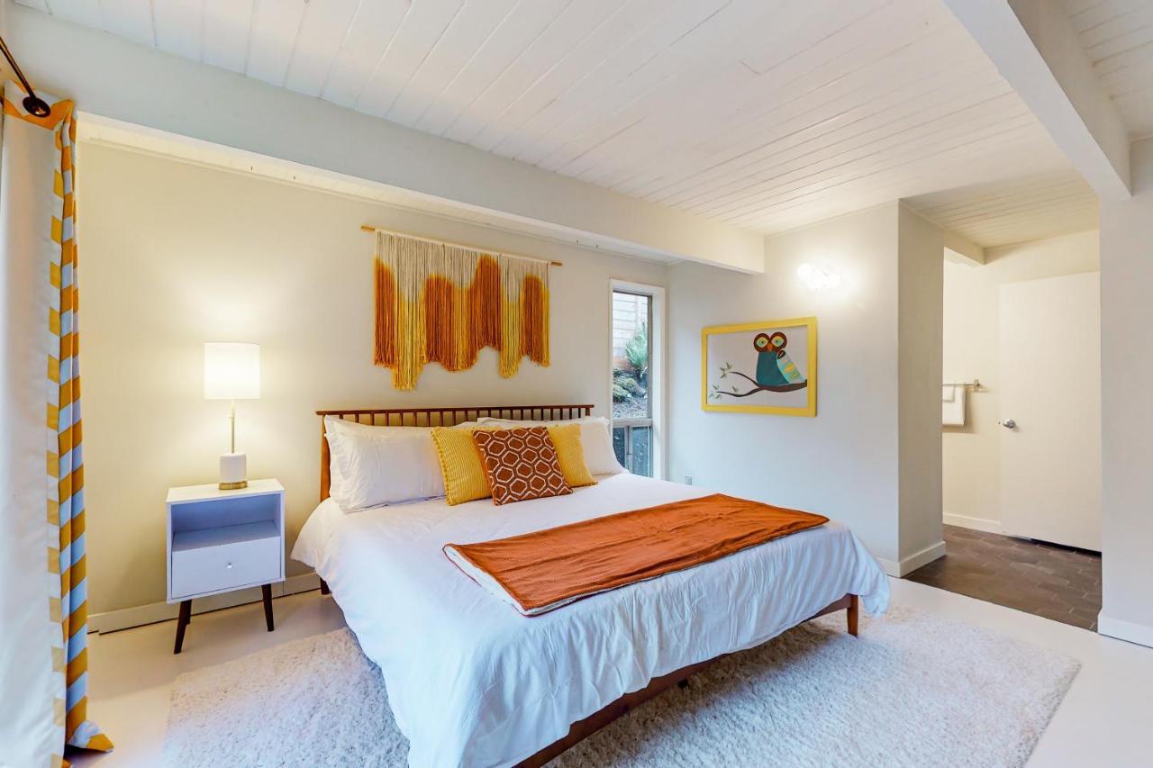 Mid-century Marvel Holiday home